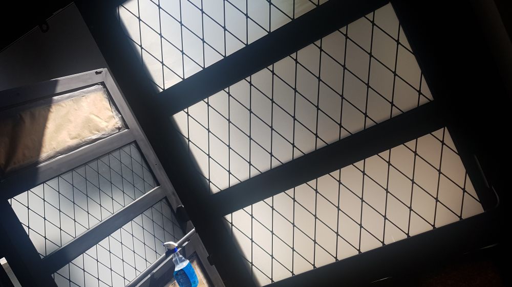 SX-1550 Frosted Lattice