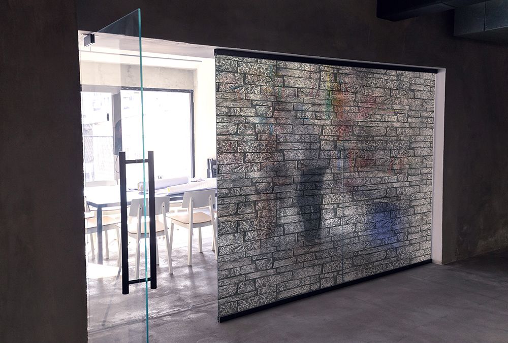 SXEG-4856 Stone Wall
