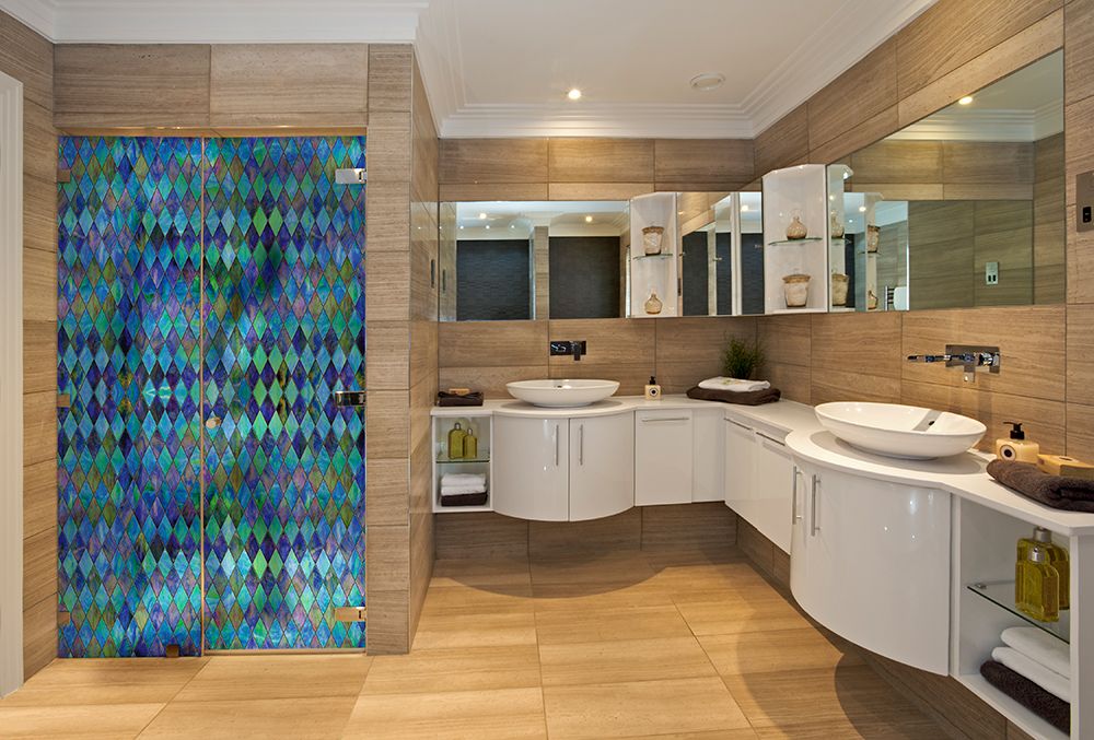 SXRR-9040-O Blue Diamond Stained Glass - Opalescent