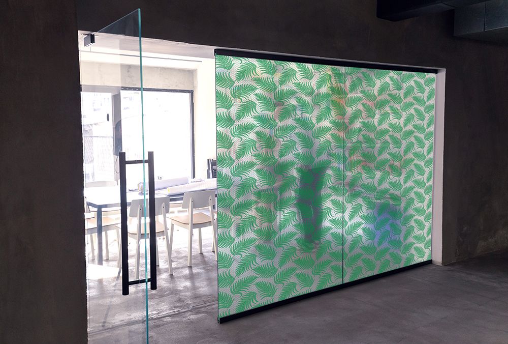 SXW-019GF Green Frosted Fern